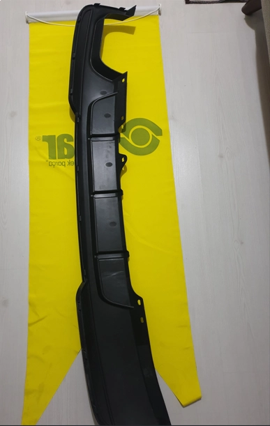 resimler/genel/BMW F10 ARKA DİFİZÖR M TEK EKSOZ ÇIKIŞLI